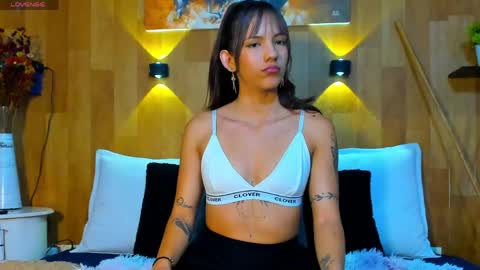 Mariana Angel online show from 05-06-26, 04:01