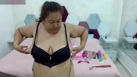 Snapshot of marianabbw_ chatting on 01-12-25, 07:10 mariana online show from 01-12-25, 07:10