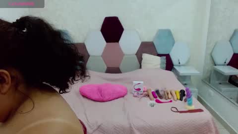 Snapshot of marianabbw_ chatting on 01-25-25, 09:57 mariana online show from 01-25-25, 09:57
