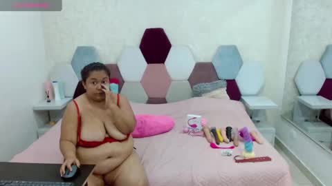 Snapshot of marianabbw_ chatting on 01-30-25, 12:18 mariana online show from 01-30-25, 12:18