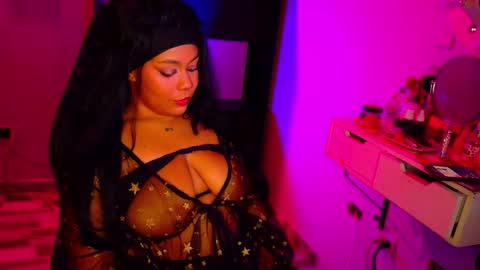 Mariana Prada online show from 10-21-25, 04:57