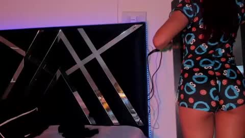 Snapshot of marianawlls chatting on 07-01-26, 04:25 mariana williams online show from 07-01-26, 04:25