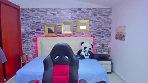 Mariana online show from 12-21-24, 10:08