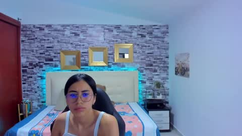 Mariana online show from 01-24-25, 12:20