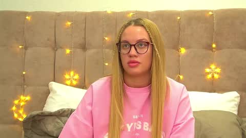 Maria online show from 12-14-24, 06:41