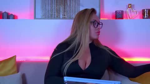 Maria online show from 02-12-25, 06:40