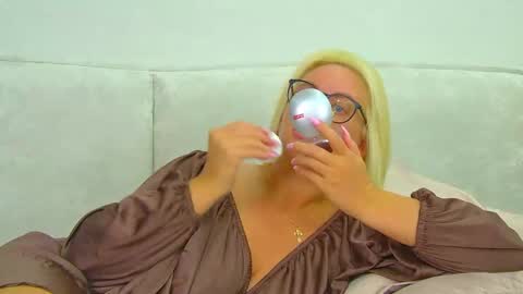 Maria online show from 05-29-26, 07:17