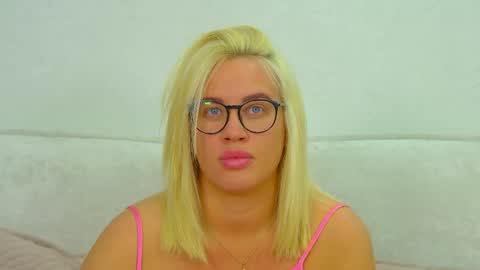 Maria online show from 06-06-26, 07:13
