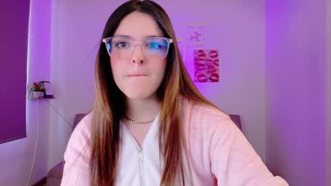 Snapshot of mariangeel_ chatting on 01-25-25, 03:20 mariangeel_ online show from 01-25-25, 03:20