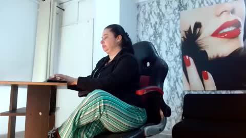 Mariani online show from 10-12-25, 11:42