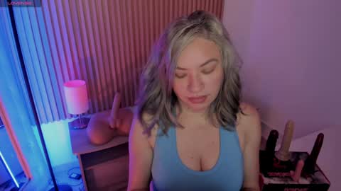 Snapshot of marianl0ve chatting on 01-15-25, 10:49 Marian Love online show from 01-15-25, 10:49