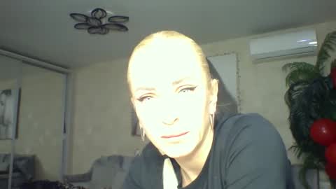 marianna1977 online show from 02-22-25, 08:31