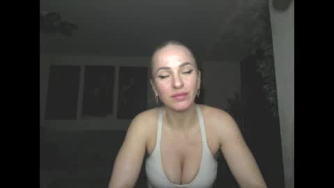 Snapshot of marianna1977 chatting on 04-14-26, 07:20 marianna1977 online show from 04-14-26, 07:20