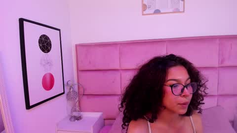 marianna_ray_ online show from 02-11-25, 06:33