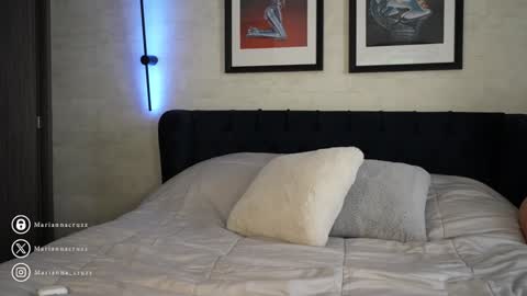 MARIANA  online show from 01-10-25, 04:51