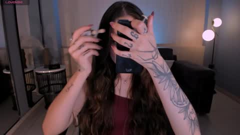 Marianne  online show from 03-05-26, 08:16