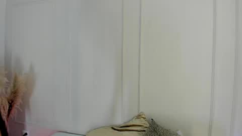 Maria Pettit online show from 04-30-26, 12:00