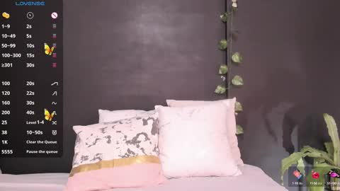 Theressa online show from 02-23-25, 10:49