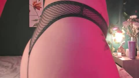 Snapshot of mariateresa11 chatting on 10-05-25, 11:30 Theressa online show from 10-05-25, 11:30