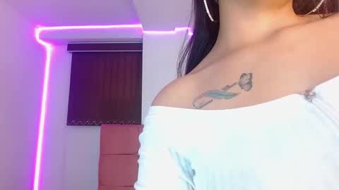 Snapshot of maribelsex303av chatting on 12-09-24, 07:18 maribelsex303av online show from 12-09-24, 07:18