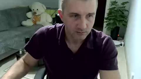 maribor5879 online show from 03-10-25, 10:34