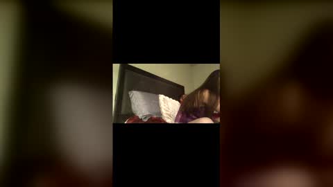 marie00090 online show from 05-10-26, 07:57