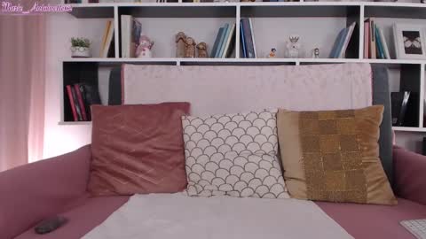 Snapshot of marie_antoinette62 chatting on 12-12-24, 06:10 Maria online show from 12-12-24, 06:10