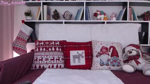 Snapshot of marie_antoinette62 chatting on 12-21-24, 11:44 Maria online show from 12-21-24, 11:44