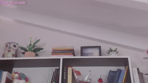 Snapshot of marie_antoinette62 chatting on 04-15-26, 04:14 Maria online show from 04-15-26, 04:14