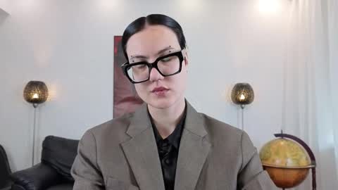 Snapshot of marie_fitch chatting on 05-12-26, 04:09 Marie Fitch online show from 05-12-26, 04:09