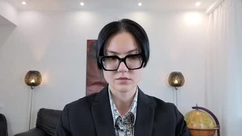 Snapshot of marie_fitch chatting on 05-20-26, 04:18 Marie Fitch online show from 05-20-26, 04:18