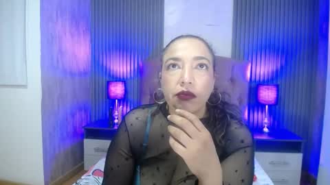 Snapshot of marie_hss chatting on 01-11-25, 02:30 marie_hss online show from 01-11-25, 02:30