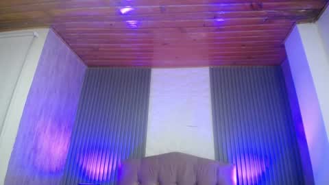 Snapshot of marie_hss chatting on 01-11-25, 09:36 marie_hss online show from 01-11-25, 09:36