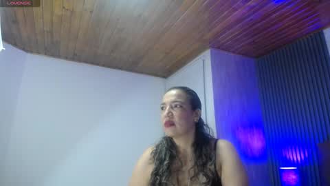 Snapshot of marie_hss chatting on 01-15-25, 02:38 marie_hss online show from 01-15-25, 02:38