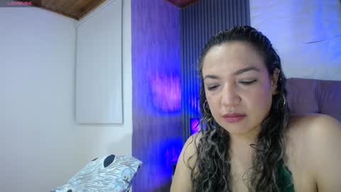 Snapshot of marie_hss chatting on 01-16-25, 02:19 marie_hss online show from 01-16-25, 02:19