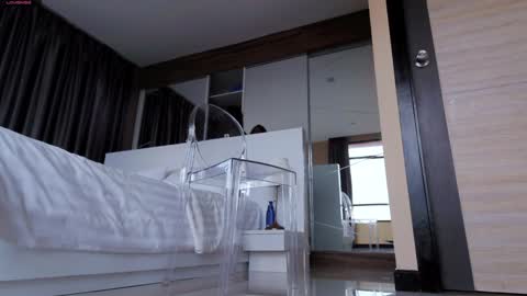 Snapshot of marie_jacob chatting on 12-06-24, 11:00 Marie online show from 12-06-24, 11:00