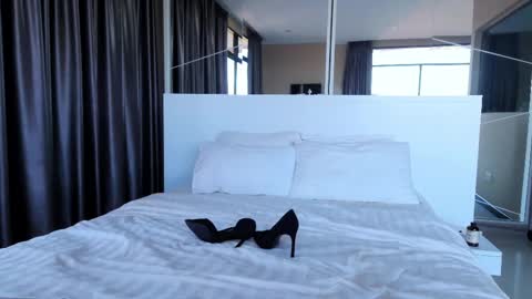 Snapshot of marie_jacob chatting on 03-10-25, 09:53 Marie online show from 03-10-25, 09:53