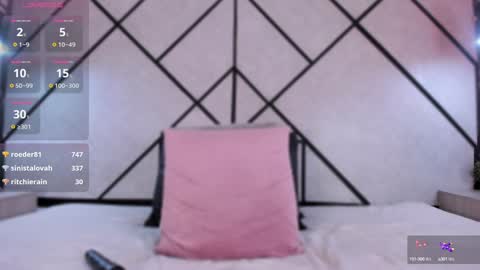 Snapshot of marie_miller_ chatting on 01-11-25, 06:01 M A R I E online show from 01-11-25, 06:01