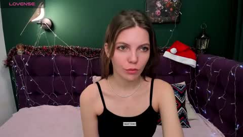 Mary 3 online show from 12-25-24, 01:42