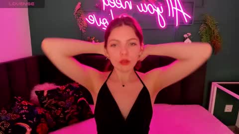 Mary 3 online show from 02-20-25, 01:36