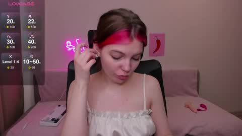 Marie 3 online show from 05-10-26, 05:12