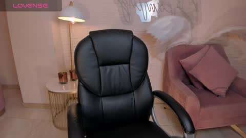  Im Marie Jane  online show from 12-27-24, 10:34