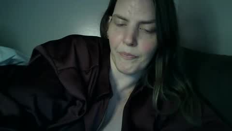 Snapshot of mariejojo chatting on 01-19-25, 05:18 Mariejojo online show from 01-19-25, 05:18