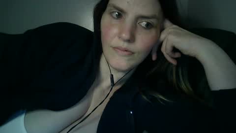 Snapshot of mariejojo chatting on 01-25-25, 04:13 Mariejojo online show from 01-25-25, 04:13
