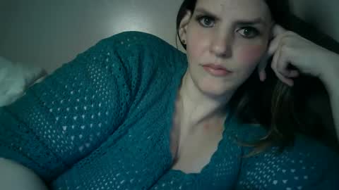 Snapshot of mariejojo chatting on 02-05-25, 04:27 Mariejojo online show from 02-05-25, 04:27