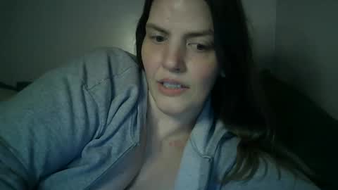 Snapshot of mariejojo chatting on 02-18-25, 07:43 Mariejojo online show from 02-18-25, 07:43