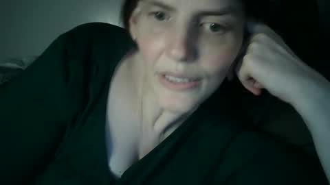Snapshot of mariejojo chatting on 10-28-25, 03:54 Mariejojo online show from 10-28-25, 03:54