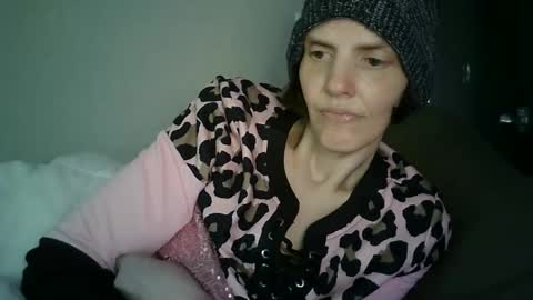 Snapshot of mariejojo chatting on 03-04-26, 06:14 Mariejojo online show from 03-04-26, 06:14