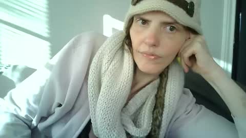 Snapshot of mariejojo chatting on 03-08-26, 02:10 Mariejojo online show from 03-08-26, 02:10