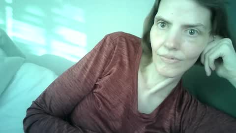 Snapshot of mariejojo chatting on 03-19-26, 01:48 Mariejojo online show from 03-19-26, 01:48